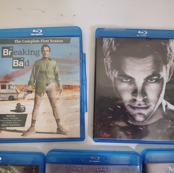 Bundled Lot Of Five Blu-ray Discs Breaking Bad Matrix Star Trek [Blu-ray] DVDs - Picture 3 of 10